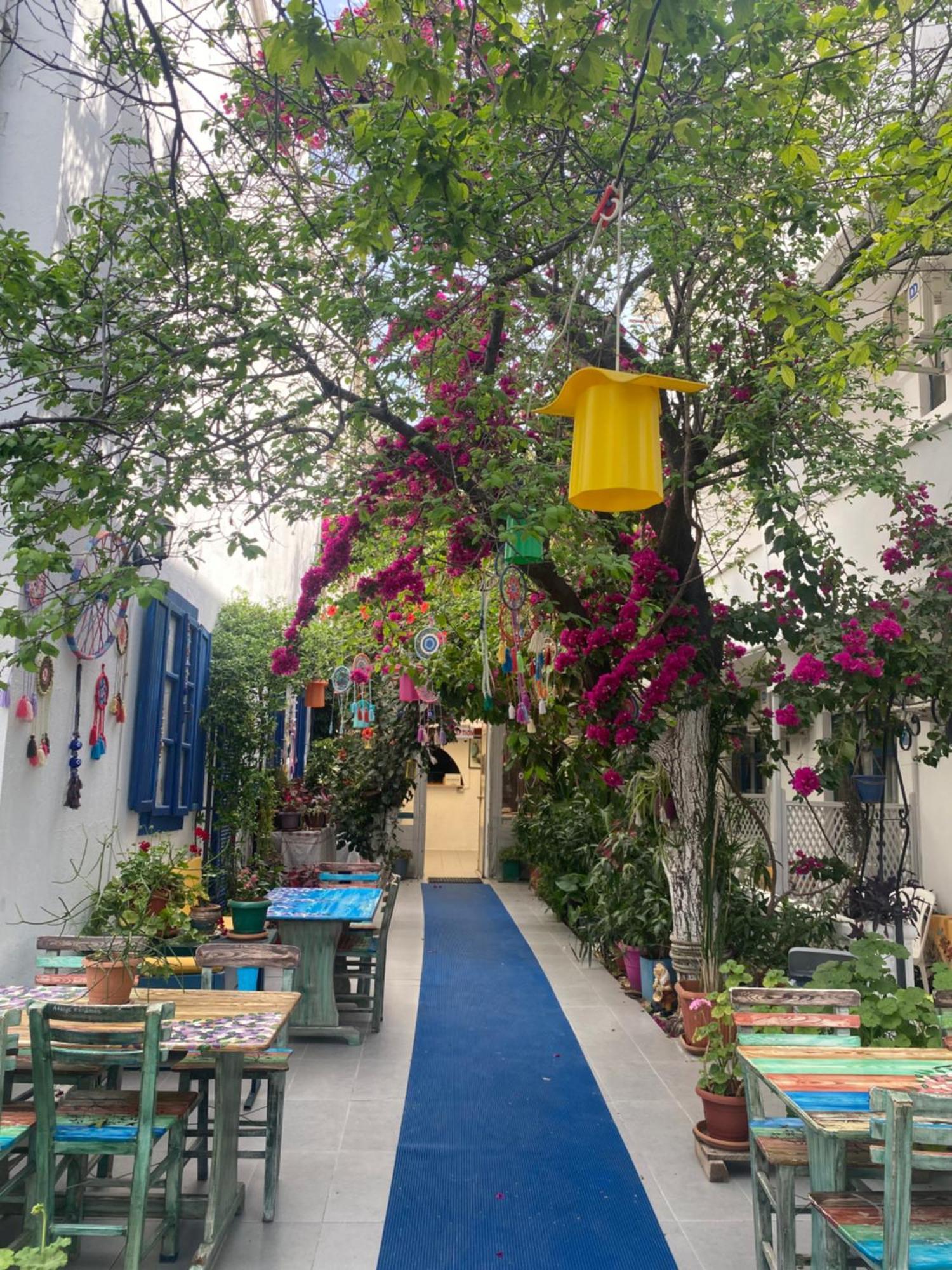 Miss Hotel Karya Oren  Ngoại thất bức ảnh