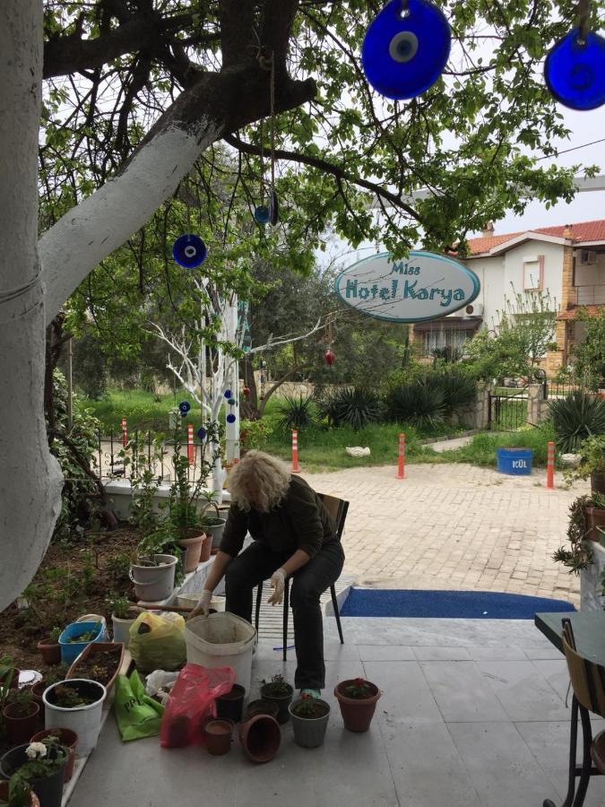 Miss Hotel Karya Oren  Ngoại thất bức ảnh
